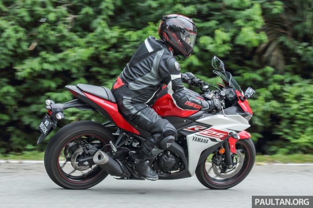 Yamaha_R25_49