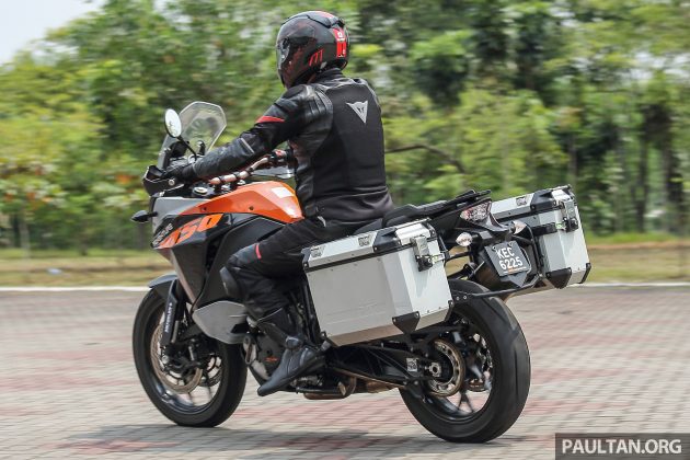 KTM_Adventure_1050_13