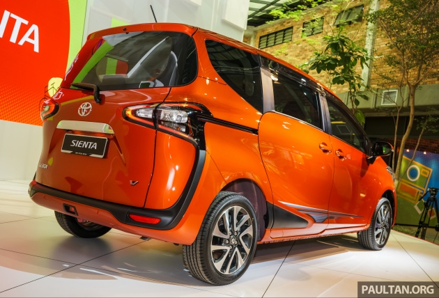 2016 Toyota Sienta 2