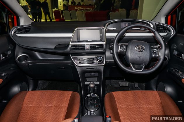 2016 Toyota Sienta 20