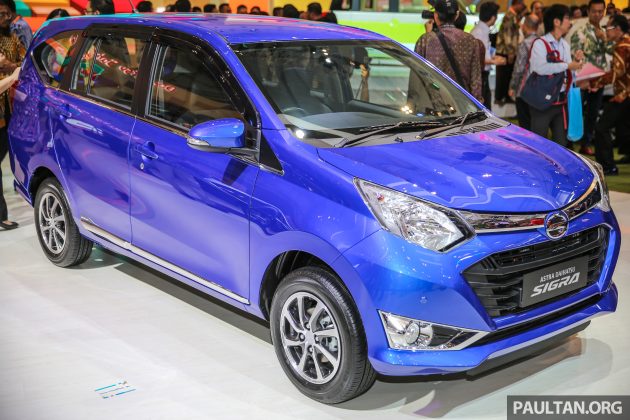 Daihatsu_Sigra_Deluxe-2