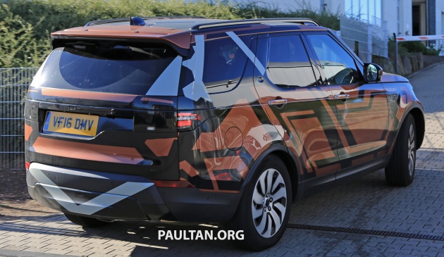 SPYSHOTS: 2017 Land Rover Discovery 5 almost nude