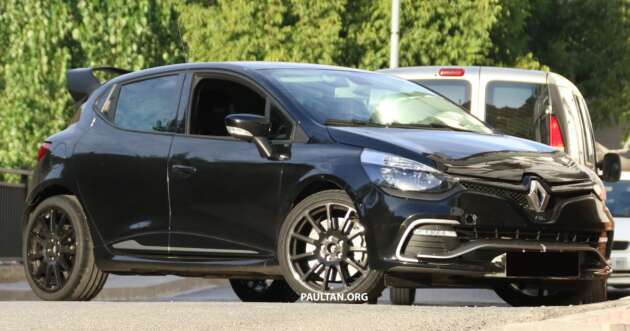 renault-clio-rs-16-production-spyshots-2
