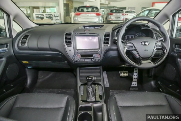 kia-cerato-2-0-facelift-28