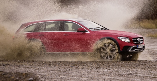 X213 Mercedes-Benz E-Class All-Terrain gets dirty