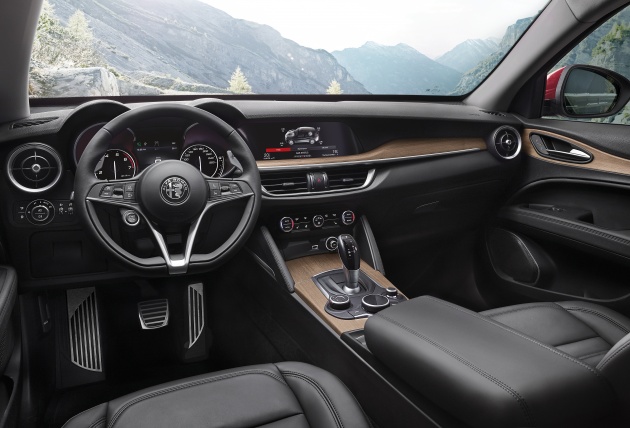 Alfa Romeo Stelvio First Edition – standard car shown