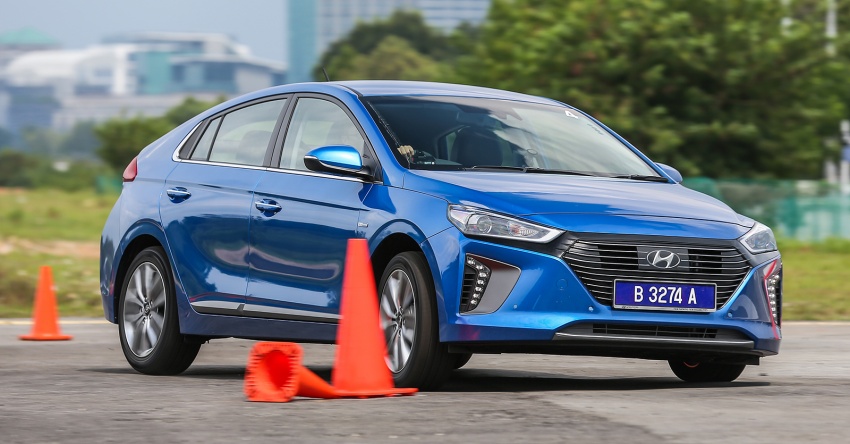 DRIVEN: Hyundai Ioniq Hybrid, thinking out of the box 598363