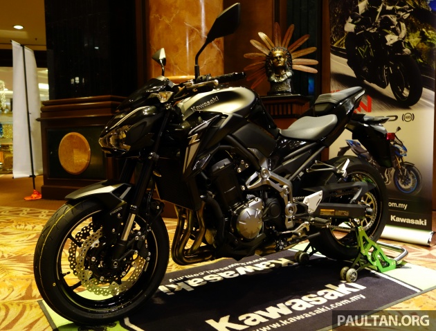 Kawasaki Z900 ABS 2017 – harga ditetapkan RM49,158 untuk model asas, RM50,959 untuk model edisi khas