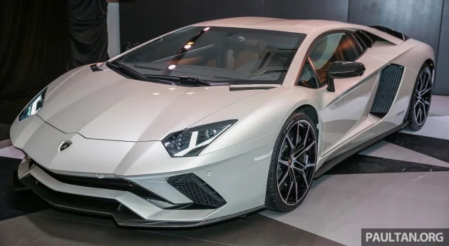 Lamborghini kekalkan enjin V10 dan V12, tanpa bantuan turbo dan supercharger serta motor elektrik