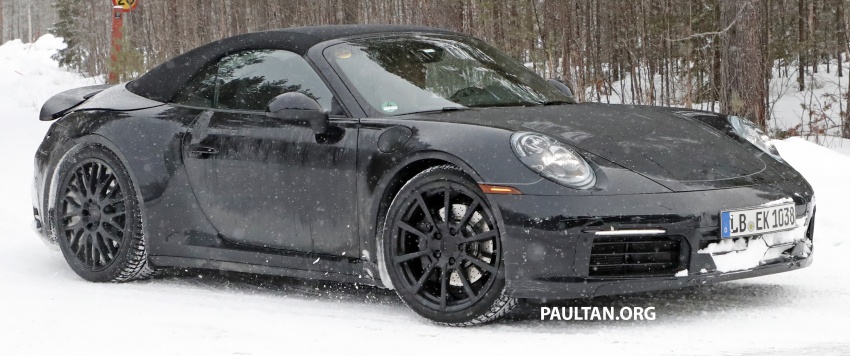 SPIED: Next-gen Porsche 911 coupe and cabrio caught 611207