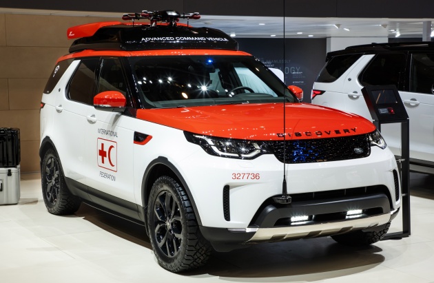 Land Rover reveals Project Hero at Geneva show – Discovery with roof-mounted drone for the Red Cross