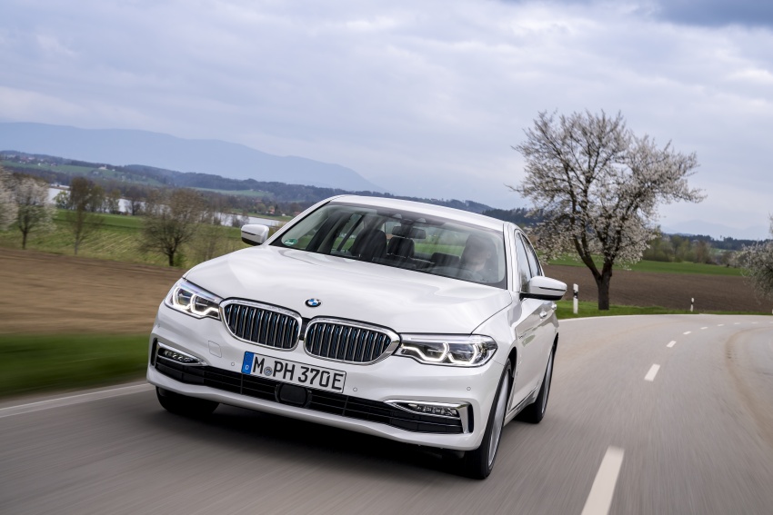 GALLERY: G30 BMW 530e iPerformance – full details 652568