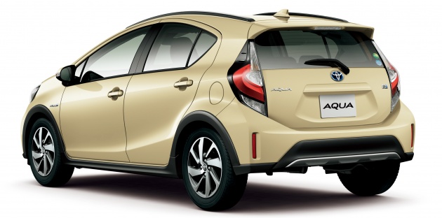 Toyota Prius c – crossover variant in Japanese update