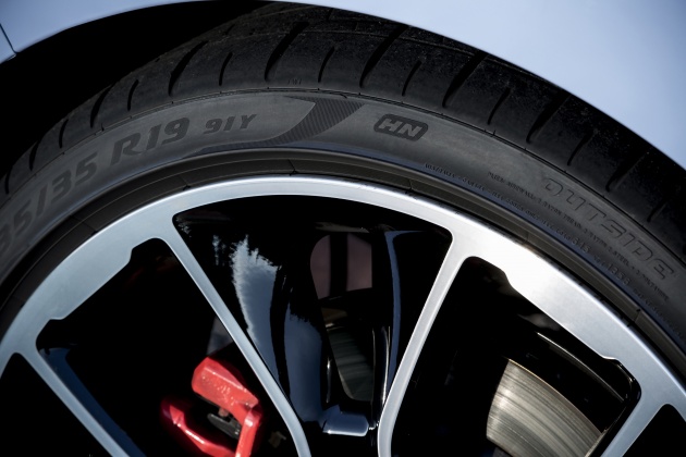 Hyundai i30 N dilengkapi tayar Pirelli P Zero khas hanya untuknya – serlah karekter pengendalian