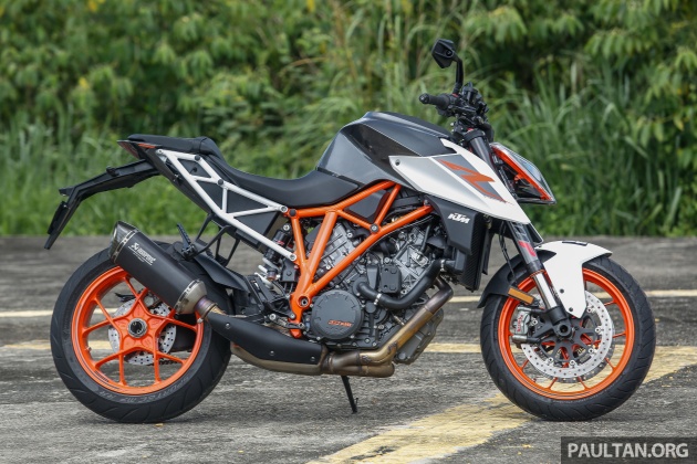 REVIEW: 2017 KTM 1290 Super Duke R – “The Beast”