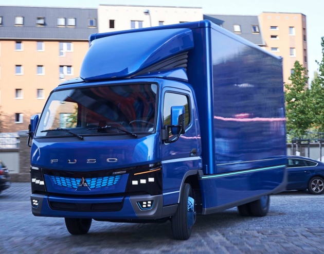 Mitsubishi Fuso eCanter mula dikeluarkan di Eropah – trak kegunaan ringan elektrik penuh pertama di dunia