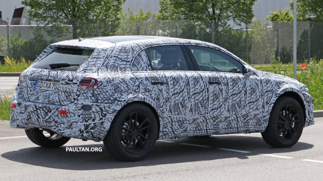 SPIED: 2019 Mercedes-Benz GLA wears A-Class body