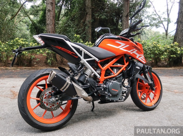 TUNGGANG UJI: KTM Duke 250 dan 390 2017 – lebih garang, terus tunjuk prestasi baik menari di selekoh