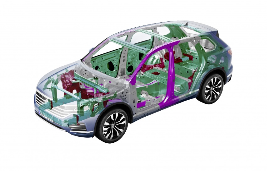 2019 Volkswagen Touareg debuts with 15-inch display 795536