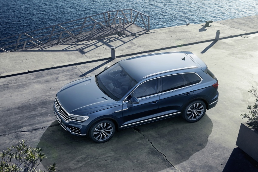 2019 Volkswagen Touareg debuts with 15-inch display 795567