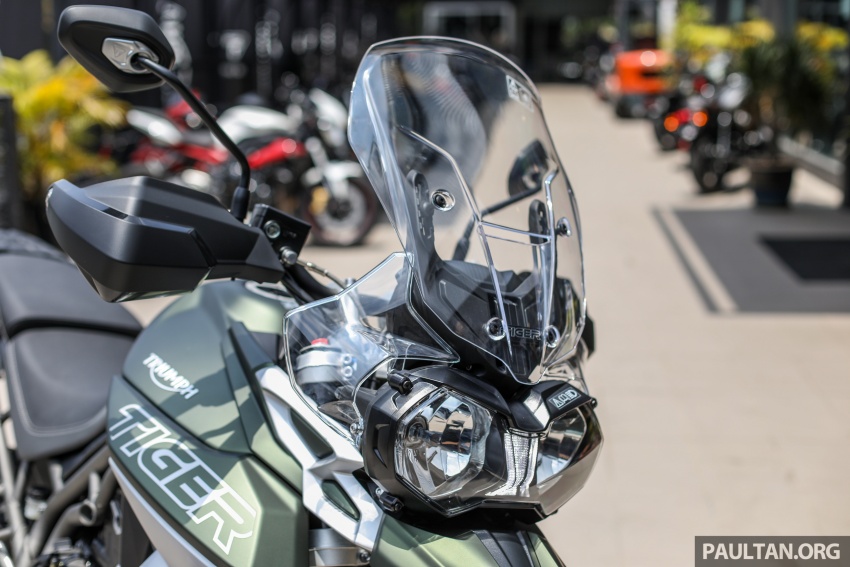 FIRST LOOK: 2018 Triumph Tiger 800 XCx and XRx adventure bikes – RM74,900 and RM69,900 786917