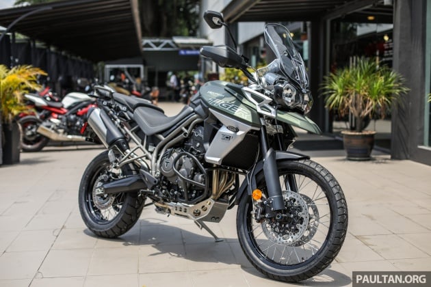FIRST LOOK: 2018 Triumph Tiger 800 XCx and XRx adventure bikes – RM74,900 and RM69,900