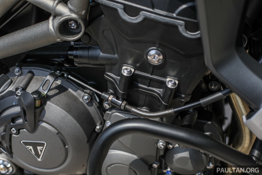 FIRST LOOK: 2018 Triumph Tiger 800 XCx and XRx adventure bikes – RM74,900 and RM69,900 786939