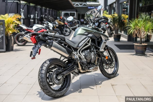 FIRST LOOK: 2018 Triumph Tiger 800 XCx and XRx adventure bikes – RM74,900 and RM69,900