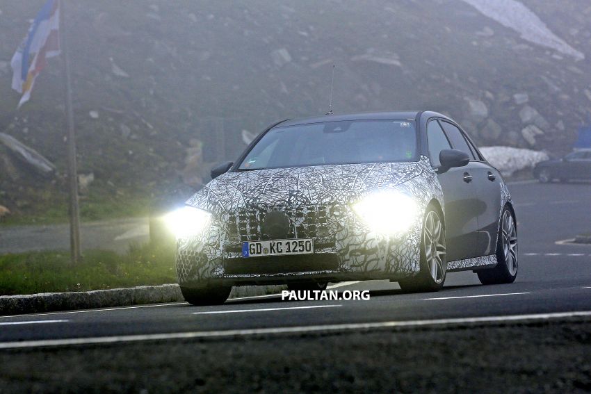 SPIED: New Mercedes-AMG A45 is really aggressive 828804
