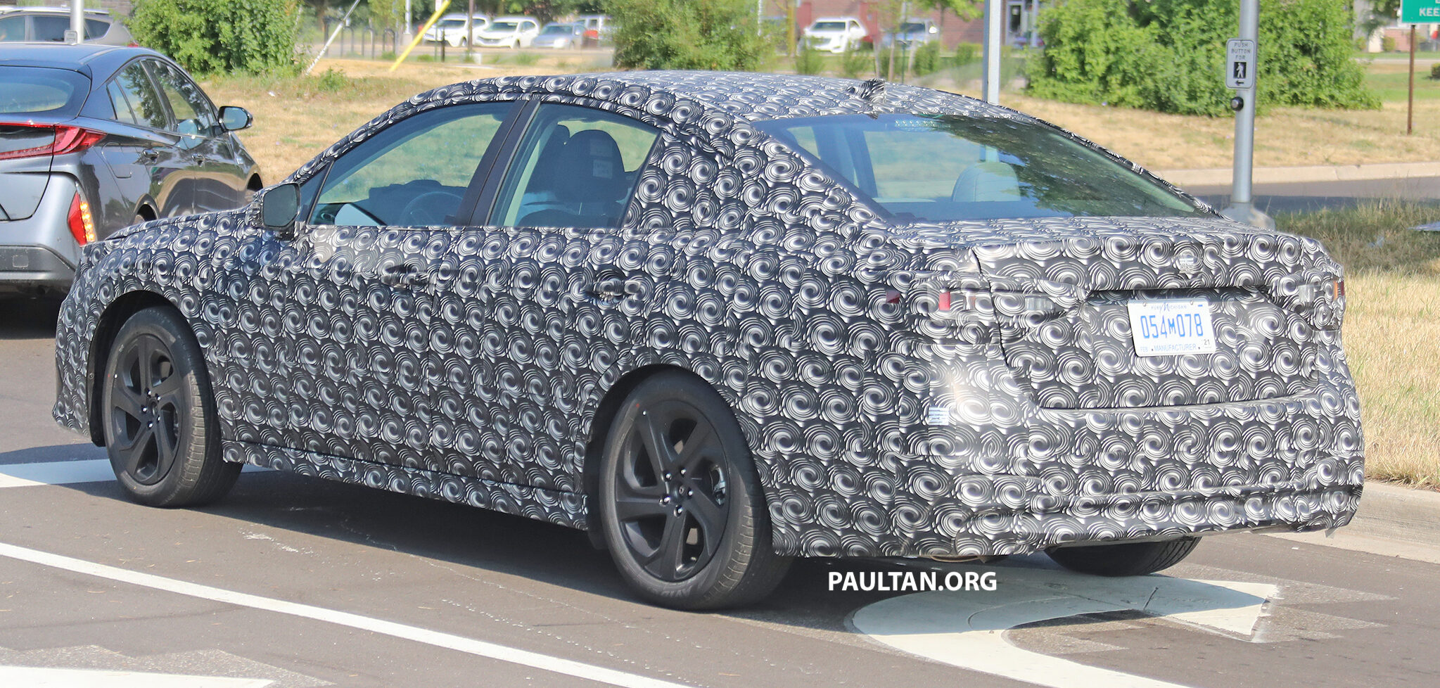 SPYSHOTS: 2020 Subaru Legacy now with less camo