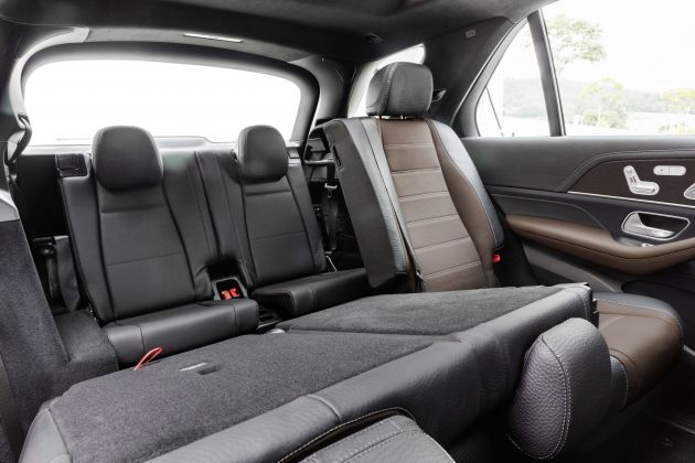 V167 Mercedes-Benz GLE debuts with 48V mild hybrid inline-six, MBUX, new styling, E-Active Body Control