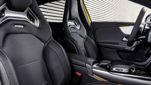 Mercedes-AMG A 35 4Matic didedahkan – 2.0L turbo, 306 hp dan 400 Nm, AWD; Pencabar terus VW Golf R!