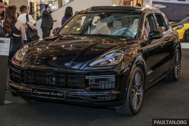 Porsche Cayenne Turbo E3 dipertonton di Pavilion, KL