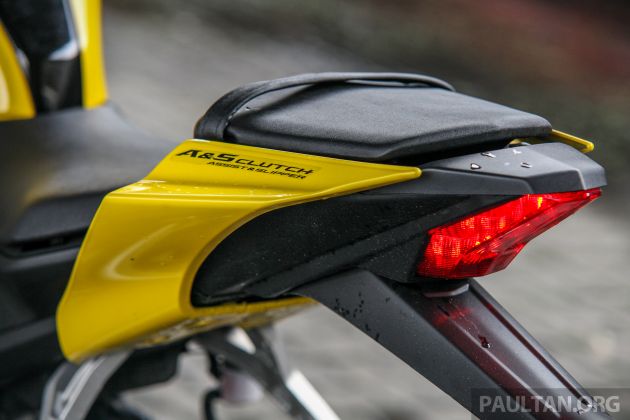 REVIEW: 2019 Yamaha YZF-R15 – lots of fun for RM12k