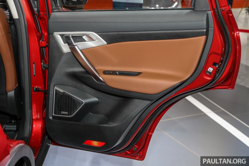 KLIMS18: Proton X70 SUV full preview, inside and out 891651