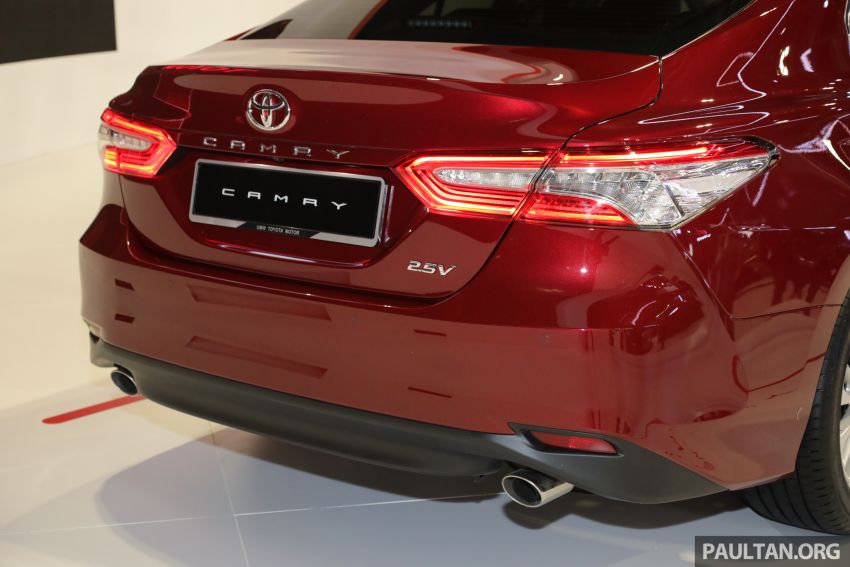 KLIMS18: New Toyota Camry launched – 2.5V, RM190k 891205