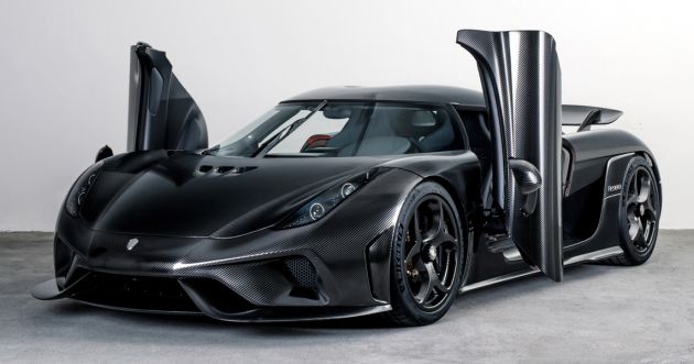 Koenigsegg Regera – first unit finished in bare carbon