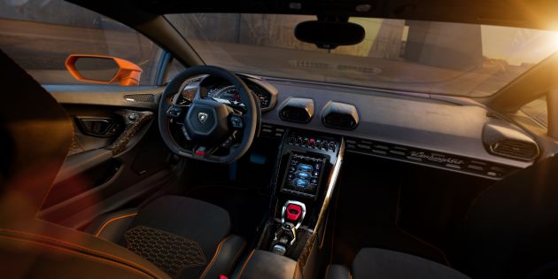 Lamborghini Huracan Evo shown: 640 hp, smarter aids