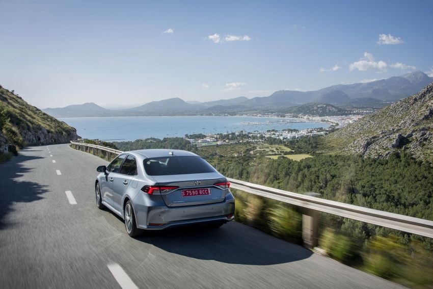GALLERY: 2019 Toyota Corolla detailed for Europe – three body styles; four powertrains, including hybrids 926281