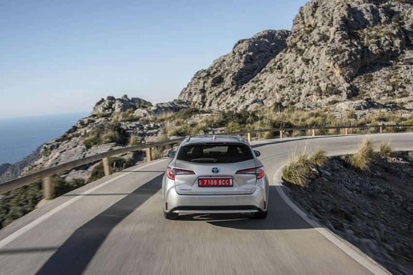 GALLERY: 2019 Toyota Corolla detailed for Europe – three body styles; four powertrains, including hybrids 926367