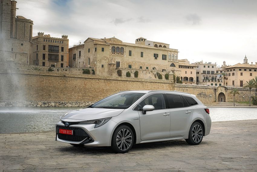 GALLERY: 2019 Toyota Corolla detailed for Europe – three body styles; four powertrains, including hybrids 926212
