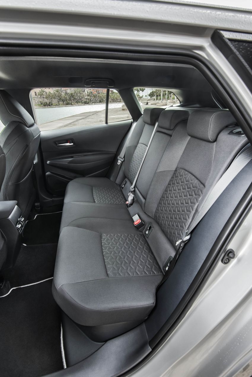 GALLERY: 2019 Toyota Corolla detailed for Europe – three body styles; four powertrains, including hybrids 926396