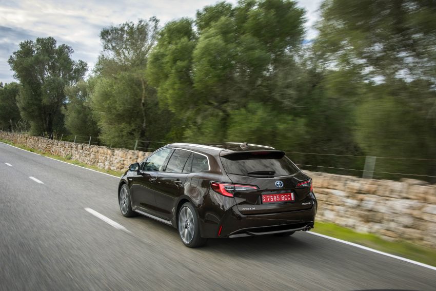 GALLERY: 2019 Toyota Corolla detailed for Europe – three body styles; four powertrains, including hybrids 926215