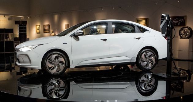 Geely GE11 – lebih perincian, gambar sedan EV disiar