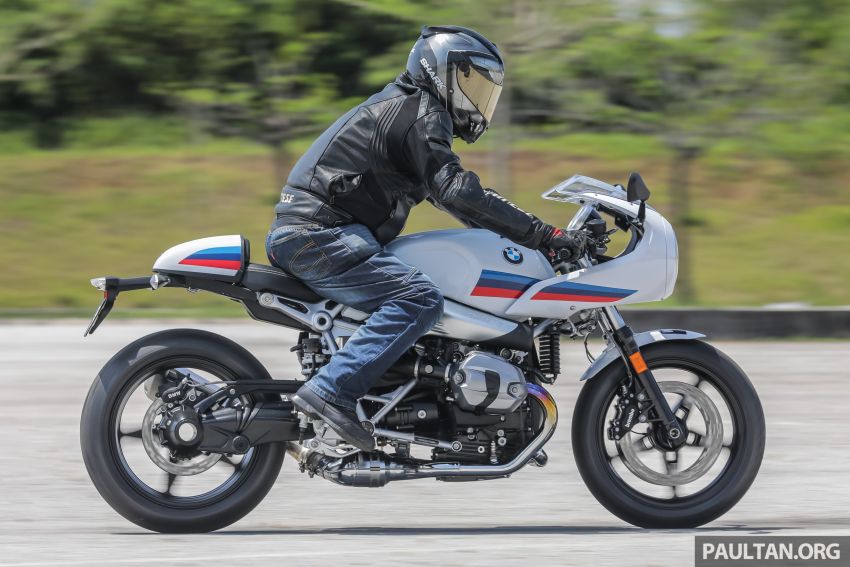 REVIEW: Honda CB1100RS vs BMW R nineT vs Ducati Scrambler vs Kawasaki Z900RS vs Triumph Bonneville 951486
