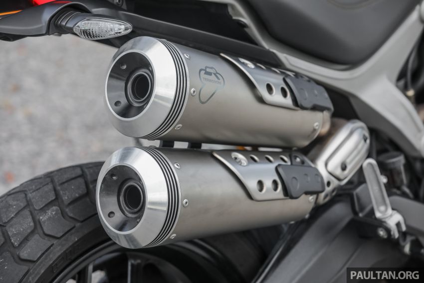REVIEW: Honda CB1100RS vs BMW R nineT vs Ducati Scrambler vs Kawasaki Z900RS vs Triumph Bonneville 951547