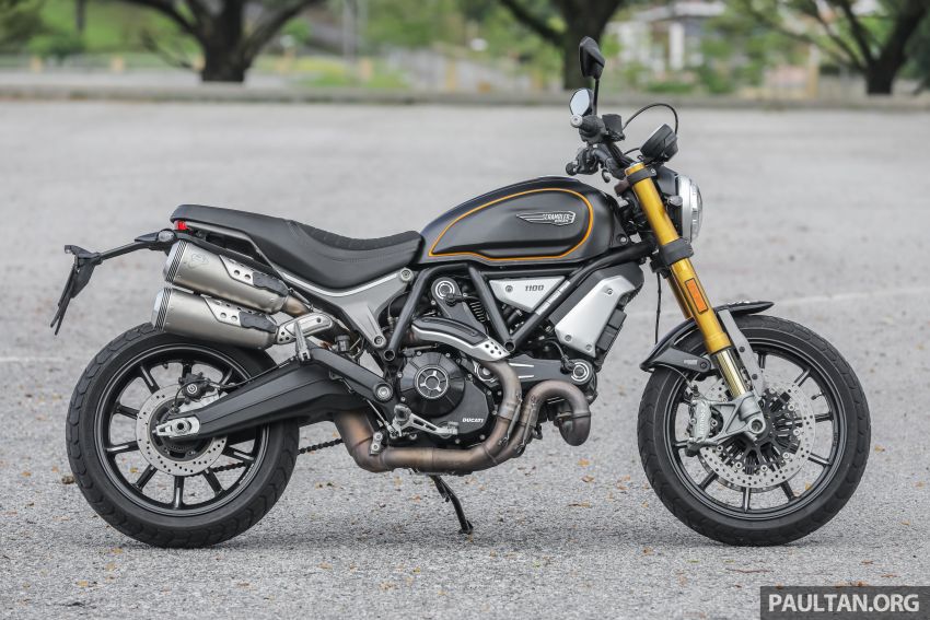 REVIEW: Honda CB1100RS vs BMW R nineT vs Ducati Scrambler vs Kawasaki Z900RS vs Triumph Bonneville 951518