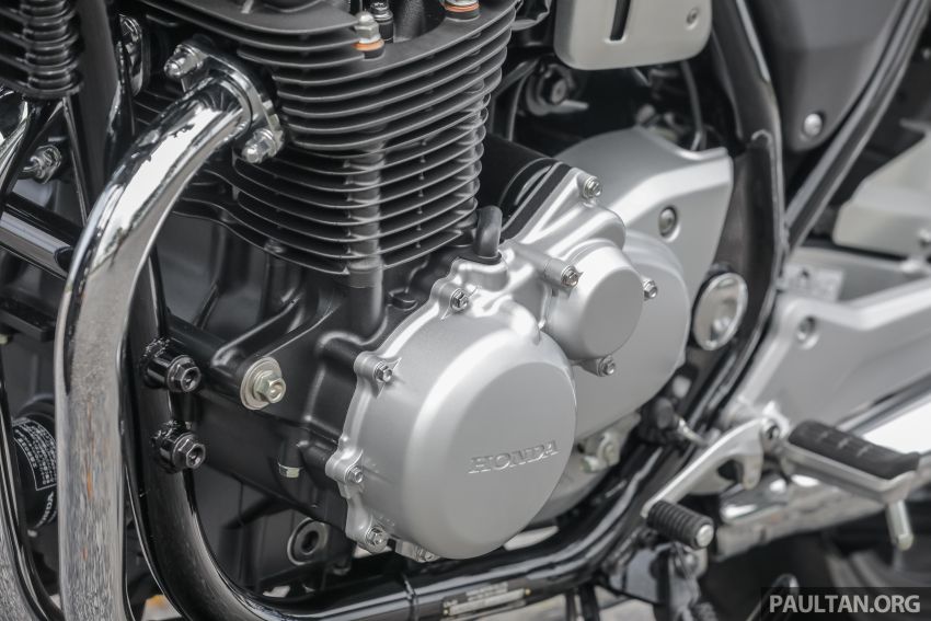 REVIEW: Honda CB1100RS vs BMW R nineT vs Ducati Scrambler vs Kawasaki Z900RS vs Triumph Bonneville 951631