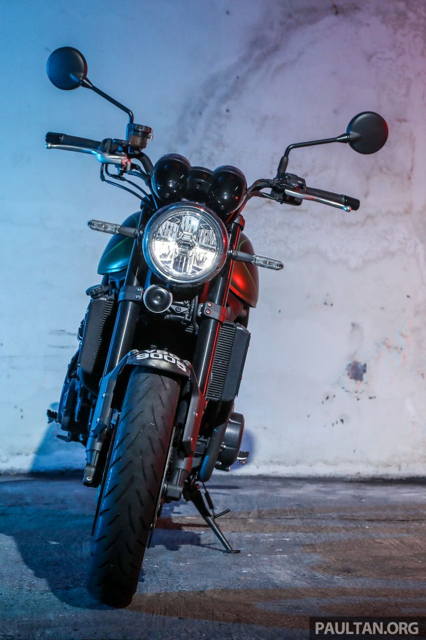 REVIEW: Honda CB1100RS vs BMW R nineT vs Ducati Scrambler vs Kawasaki Z900RS vs Triumph Bonneville 951703