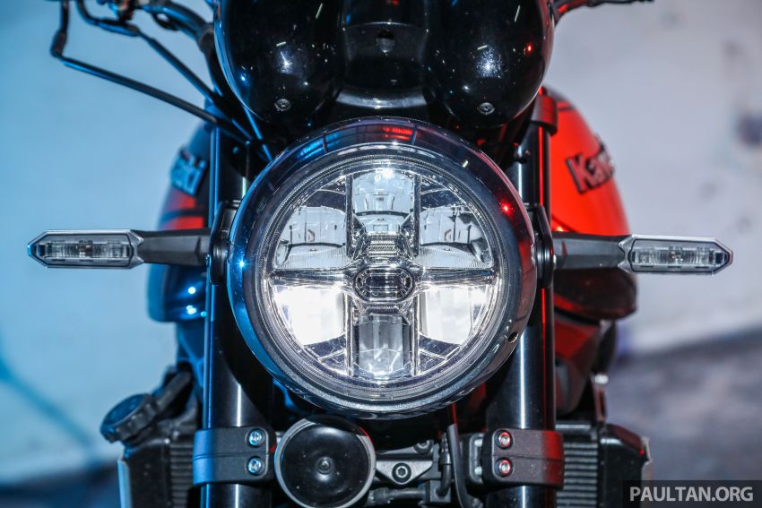 REVIEW: Honda CB1100RS vs BMW R nineT vs Ducati Scrambler vs Kawasaki Z900RS vs Triumph Bonneville 951722
